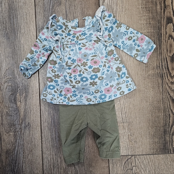 Carter's Just One You - Blue Floral Baby Outfit - Picture 2 of 4
